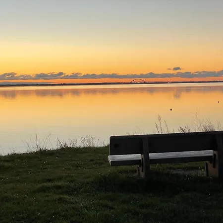 Holiday home Fehmarn-ostseeferienseehaus174 Direkt Am Wasser 174